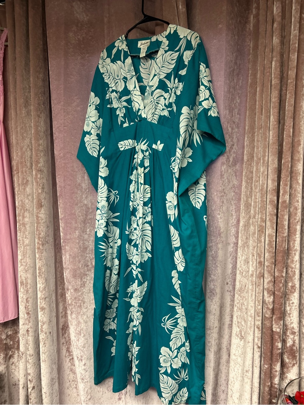 Authentic Hawaiian muumuu caftan